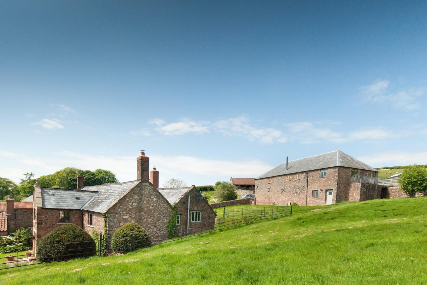 Tilbury Shepherd Huts With Hot Tubs Plus Holiday Cottages West Bagborough Екстер'єр фото